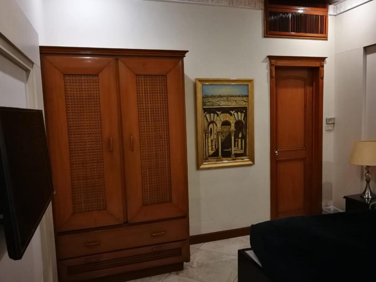 Regency Inn Hotel Lahore Bagian luar foto