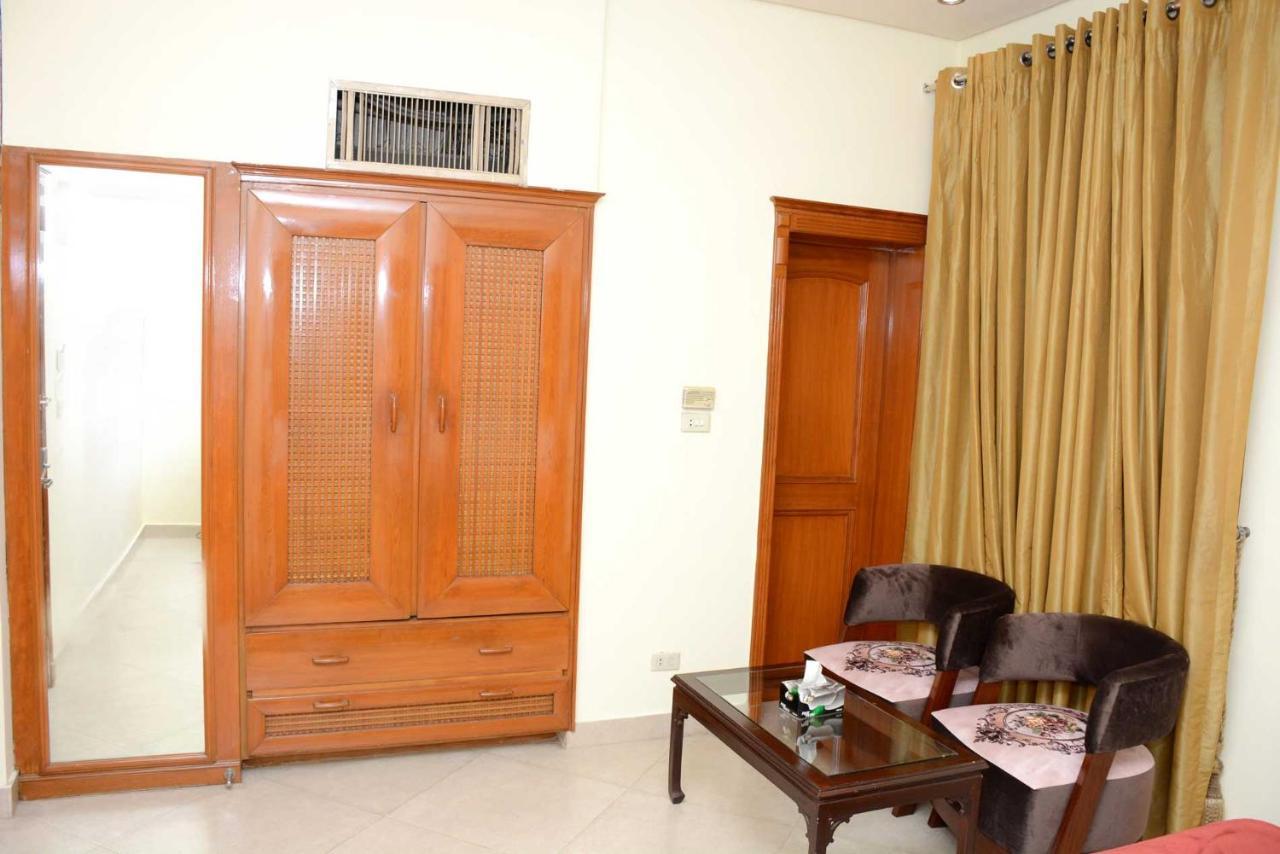 Regency Inn Hotel Lahore Bagian luar foto